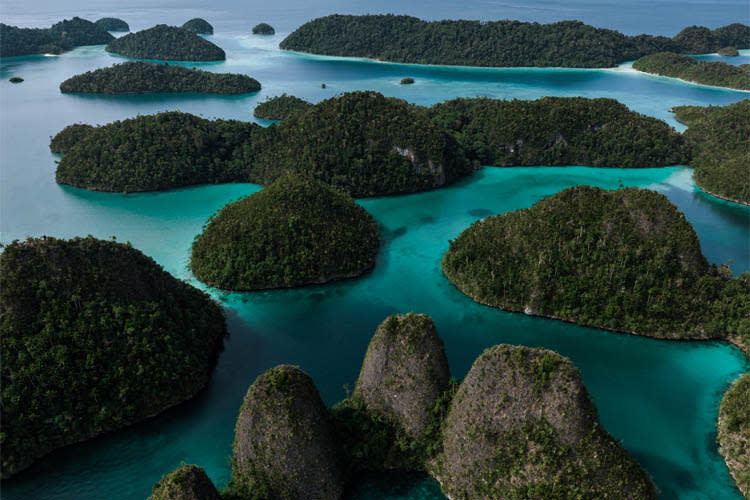 Anne Bonny - Raja Ampat North (Wayag) - Day 3