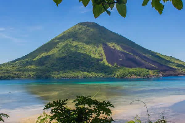 Celestia - The Spice Islands & Misool - Day 4