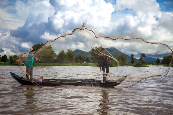 Jahan's Serenity Cruise Upstream Day Two - Fishing on Tonle Sap Lake