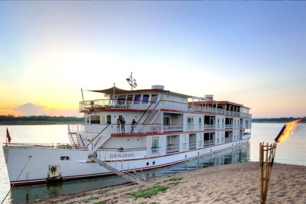 Jahan's The Lost Civilization Downstream Day Two - The Jahan On Shore