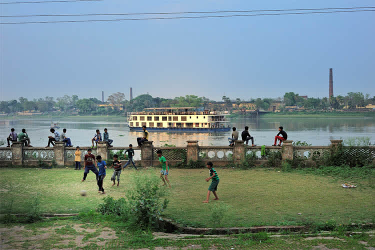 Rajmahal - City of Light : Varanasi - Patna - Day 8